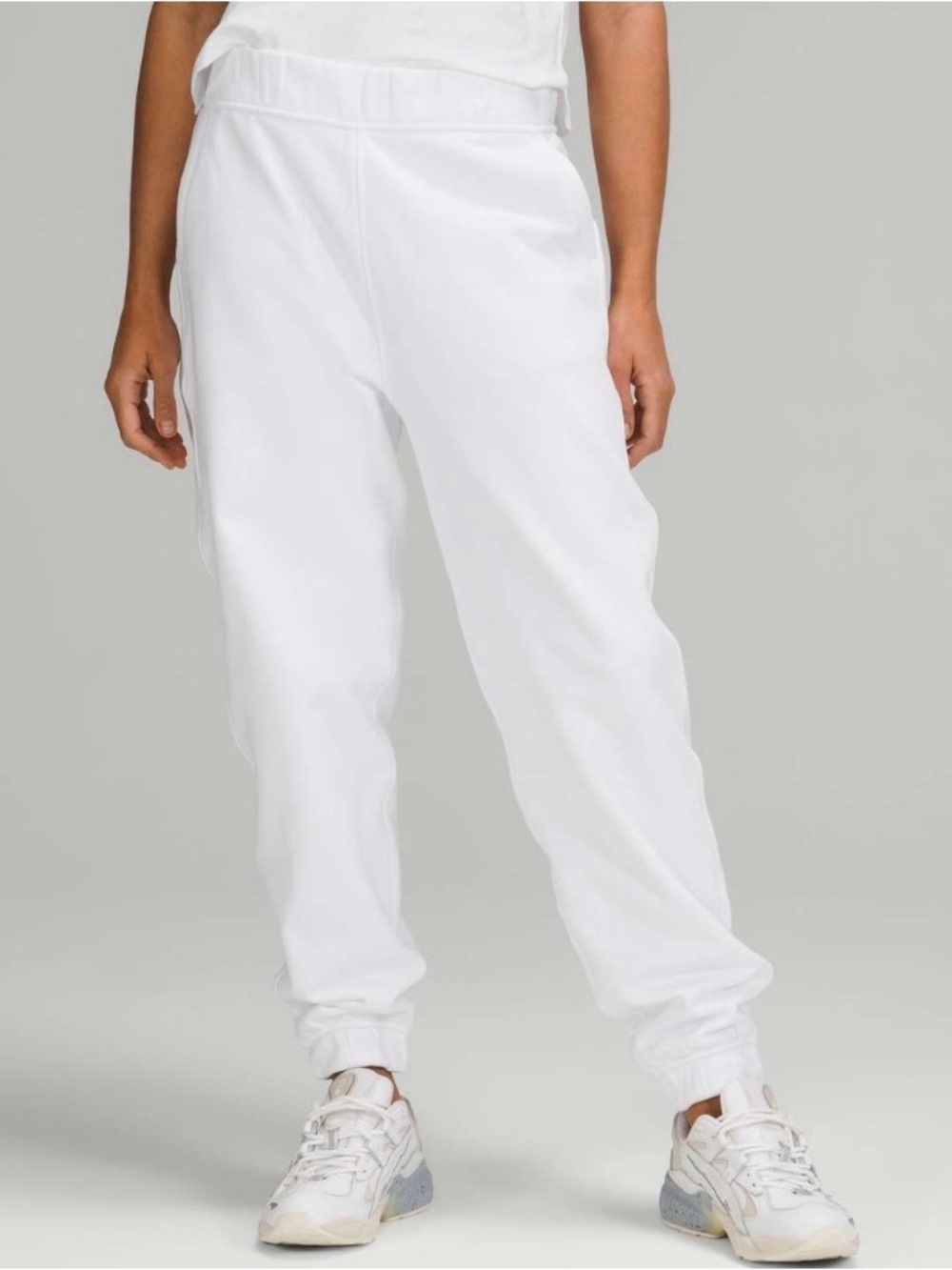 Lululemon relaxed high rise jogger white size 8